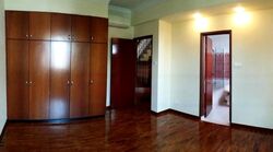 Highgate Crescent (D21), Terrace #559140621